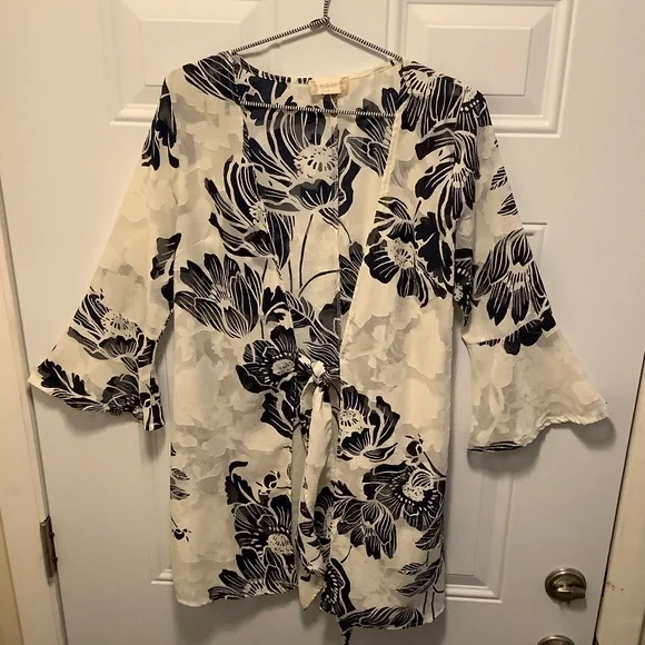 altar’d state| Burnout Tie Front Kimono Bell Sleeves Boho Floral *Flaw* Sz S - Picture 2 of 8